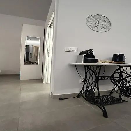 Апартаменты Estudio Dona Ines Centro Air Con Wifi Andra *